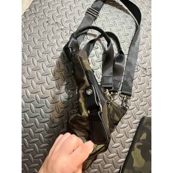 SR Squared Sondra Roberts Camouflage Mini Reversible Tote with Inside Pouch - Picture 5 of 9